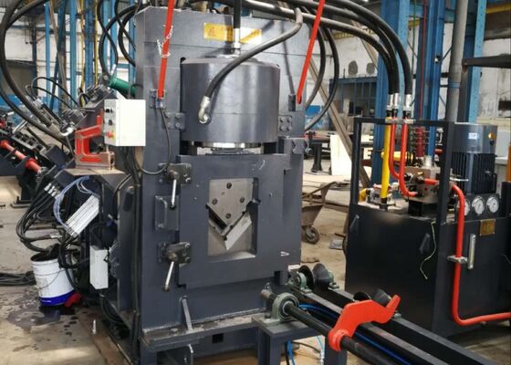Μοντέλο JNC2020 Cnc Angle Punching Shearing Γραμμή Παραγωγής 32x7x3m Συνολική Διάσταση
