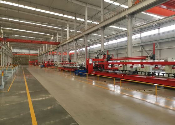 Επεξεργασία φύλλου μετάλλου 15000x380 mm Μέγεθος εργασιακού υλικού 35 τόνων Μηχανή τρύπησης πλακών CNC για αυτοκινητοβιομηχανία