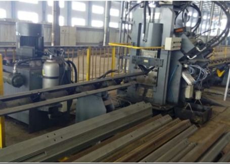 High-Speed Automatic CNC Hydraulic Punching Marking Cutting Machine 3 CNC Axes Angle Drilling Steel Connecting Plate for Communication