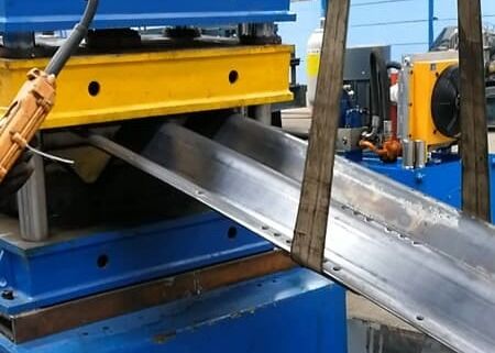 Διάταξη διαμόρφωσης κυλίνδρων με πλάκες κυλίνδρων μοντέλου DFCP150 με λειτουργία τρύπωσης